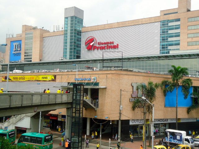Outlet puma medellin ayacucho sale